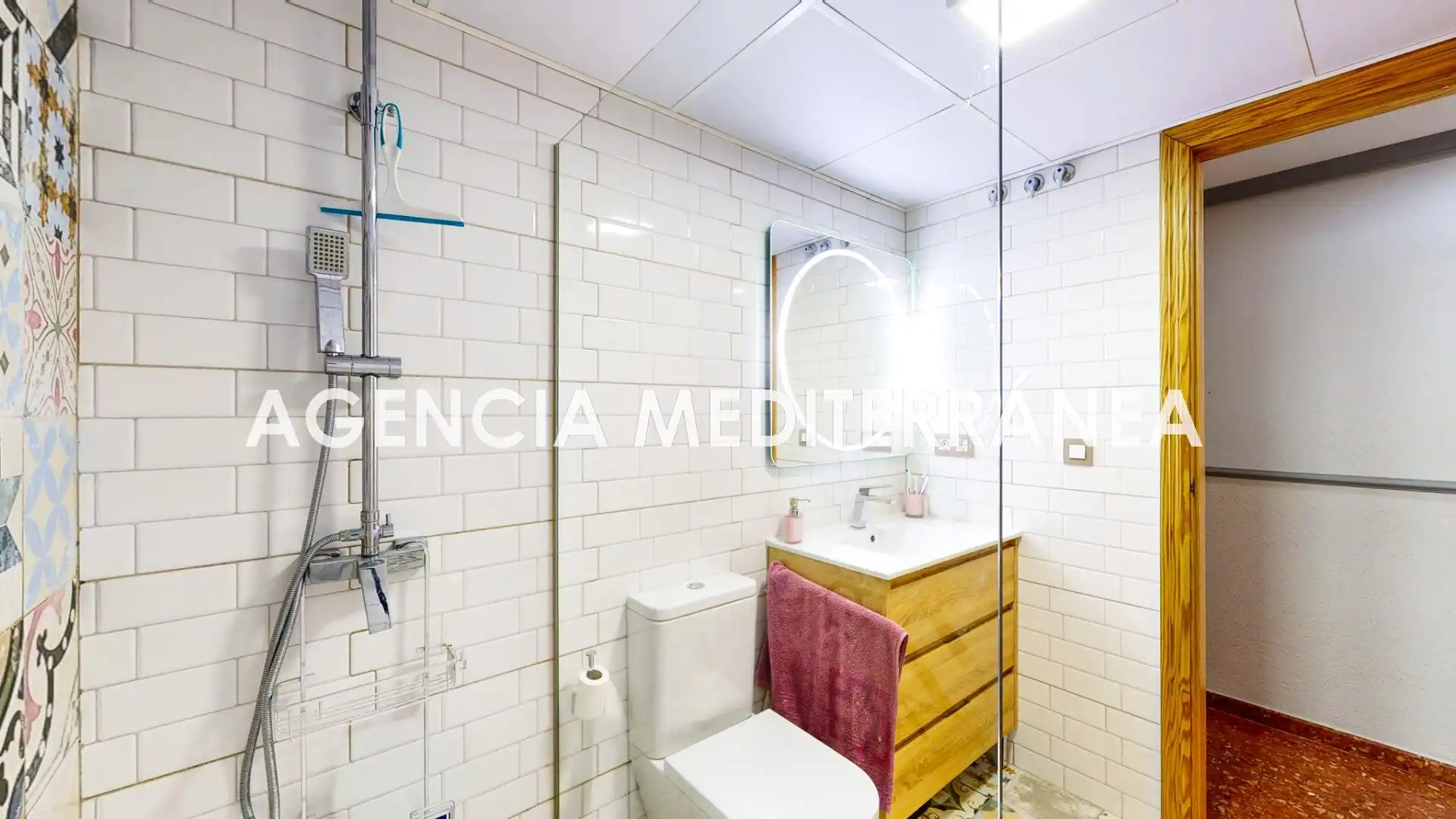 Bathroom of Flat for sale in Alfafar  with Air Conditioner
