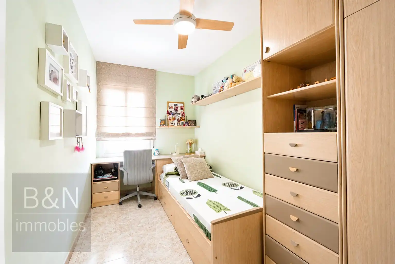 Habitación de Casa o chalet en venta en Terrassa con Aire acondicionado, Calefacción y Terraza
