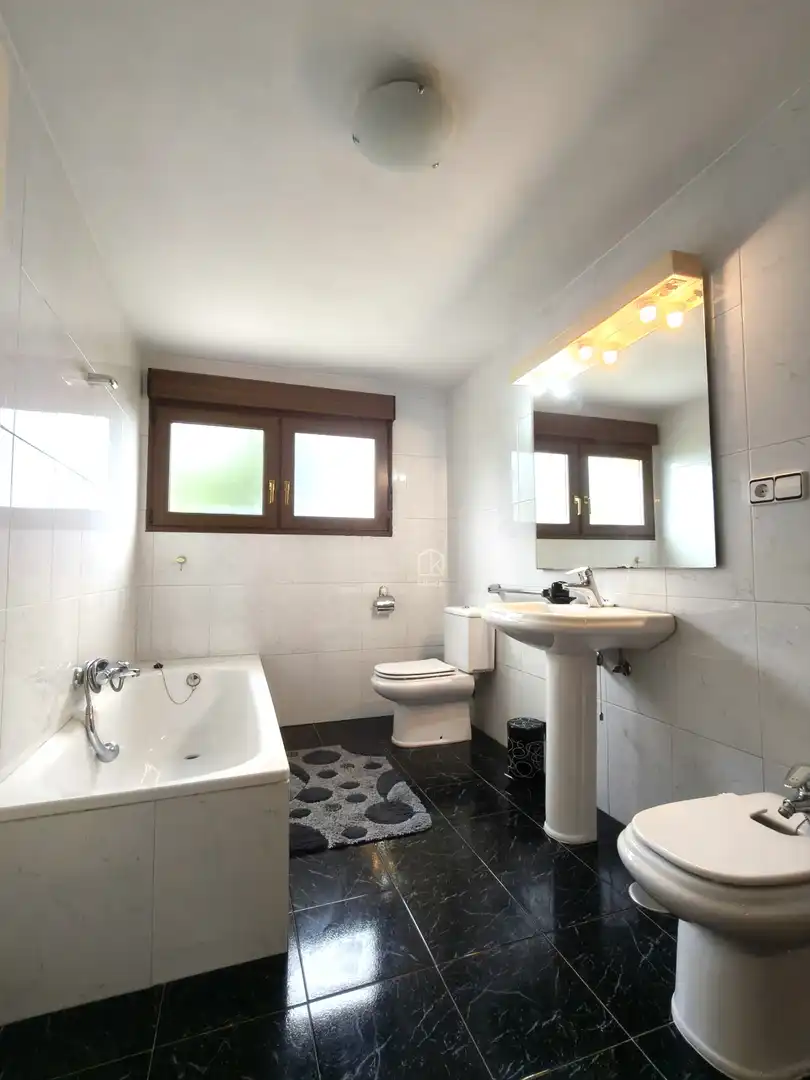 Casa o chalet en venta en Quintueles - CS LA COROLLA, 7, Villaviciosa - Amandi