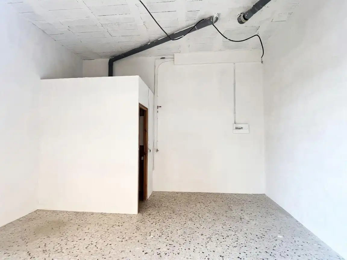 Local comercial en venda a Nou Eixample Nord, imagen 6