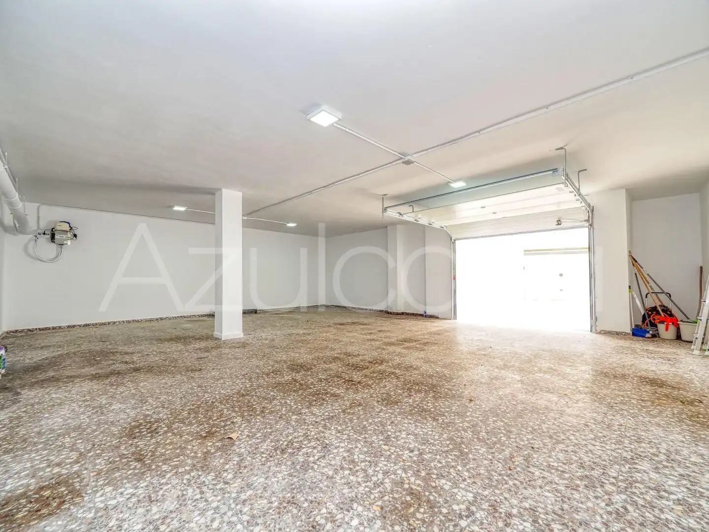 Detached homes for sale in El Campello  with Air Conditioner, Terrace and Alarm