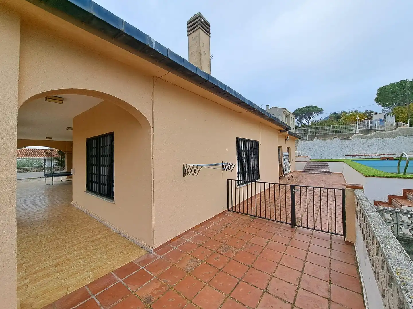 Vista exterior de Casa o chalet en venta en Alzira con Aire acondicionado, Jardín privado y Terraza