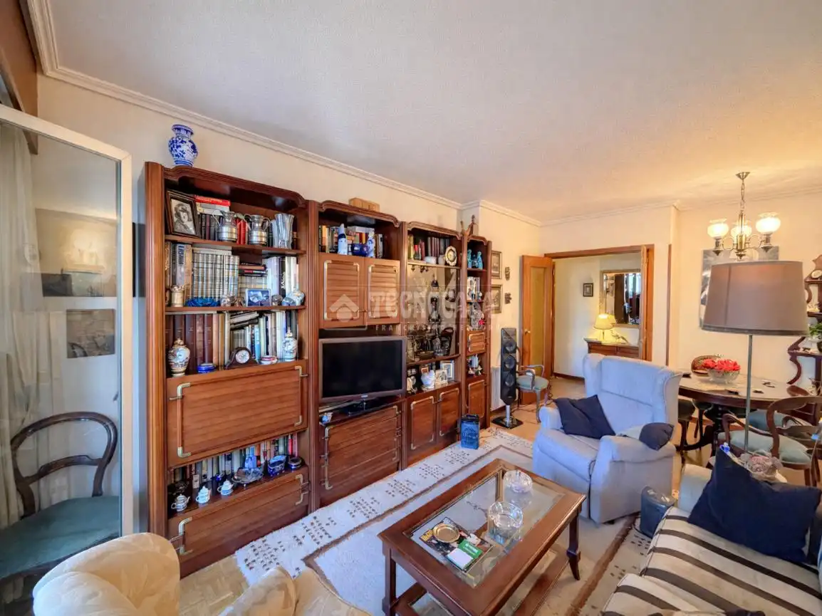 Wohnzimmer von Wohnung zum Verkauf in Madrid mit Heizung, Privatgarten und Schwimmbad