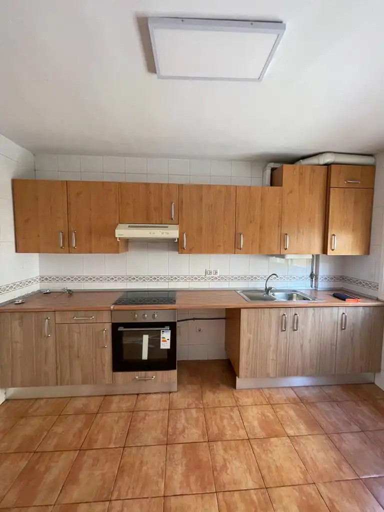 Casa adosada en venda a Calle Ria de Muros, 28, Ribera de Molina - Torrealta