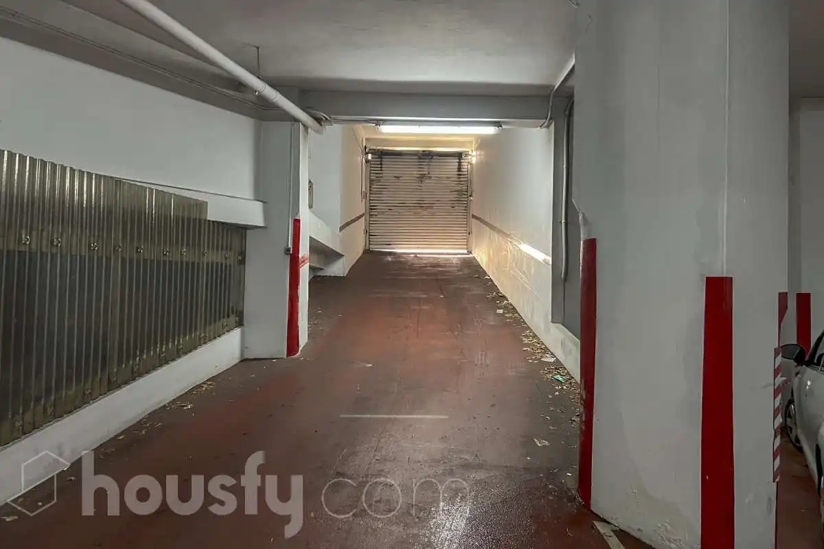 Aparcament de Pis en venda en Ferrol amb Aire condicionat, Calefacció i Parquet