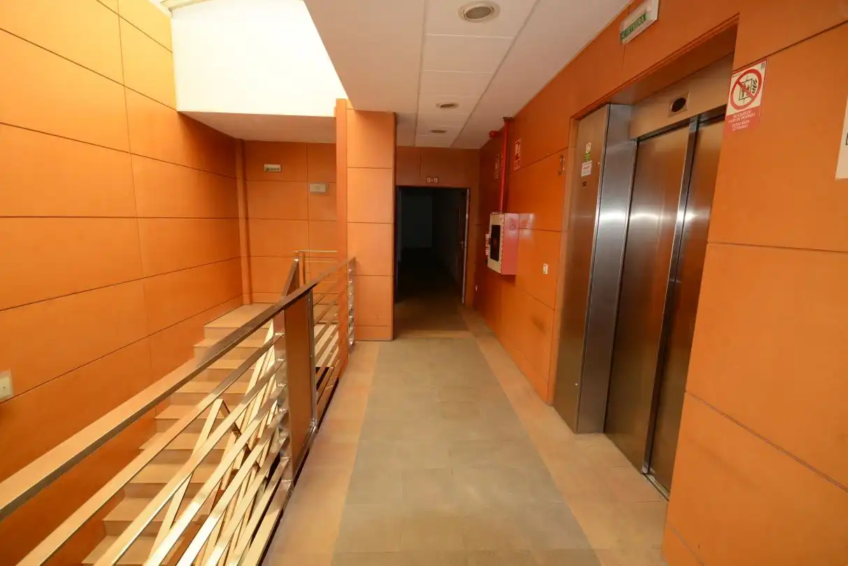 Office for sale in Donostia - San Sebastián   with Air Conditioner, Heating and Furnished
