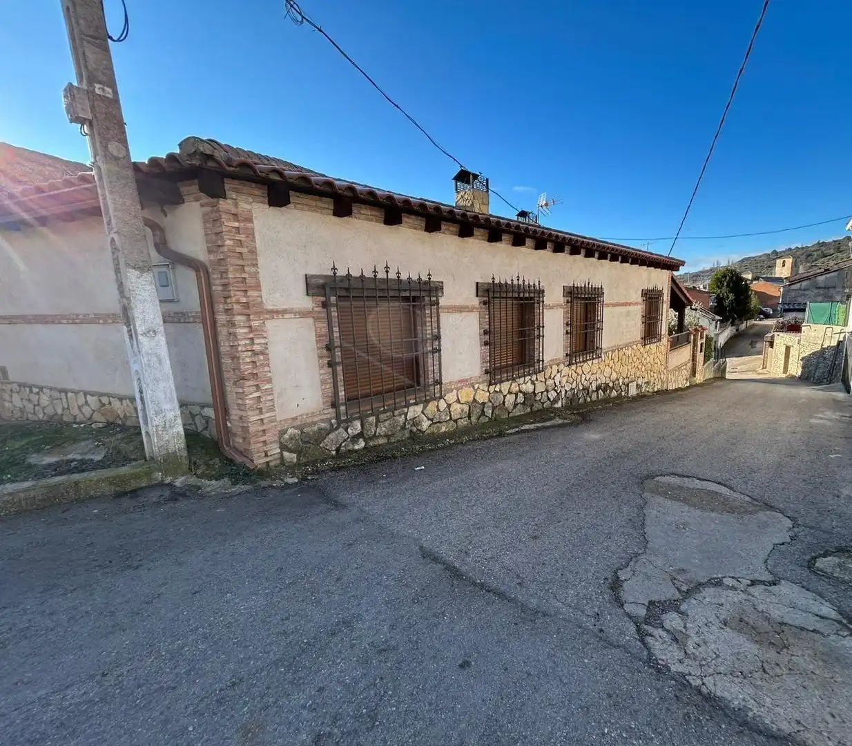 Exterior view of Houses for sale in Loranca de Tajuña