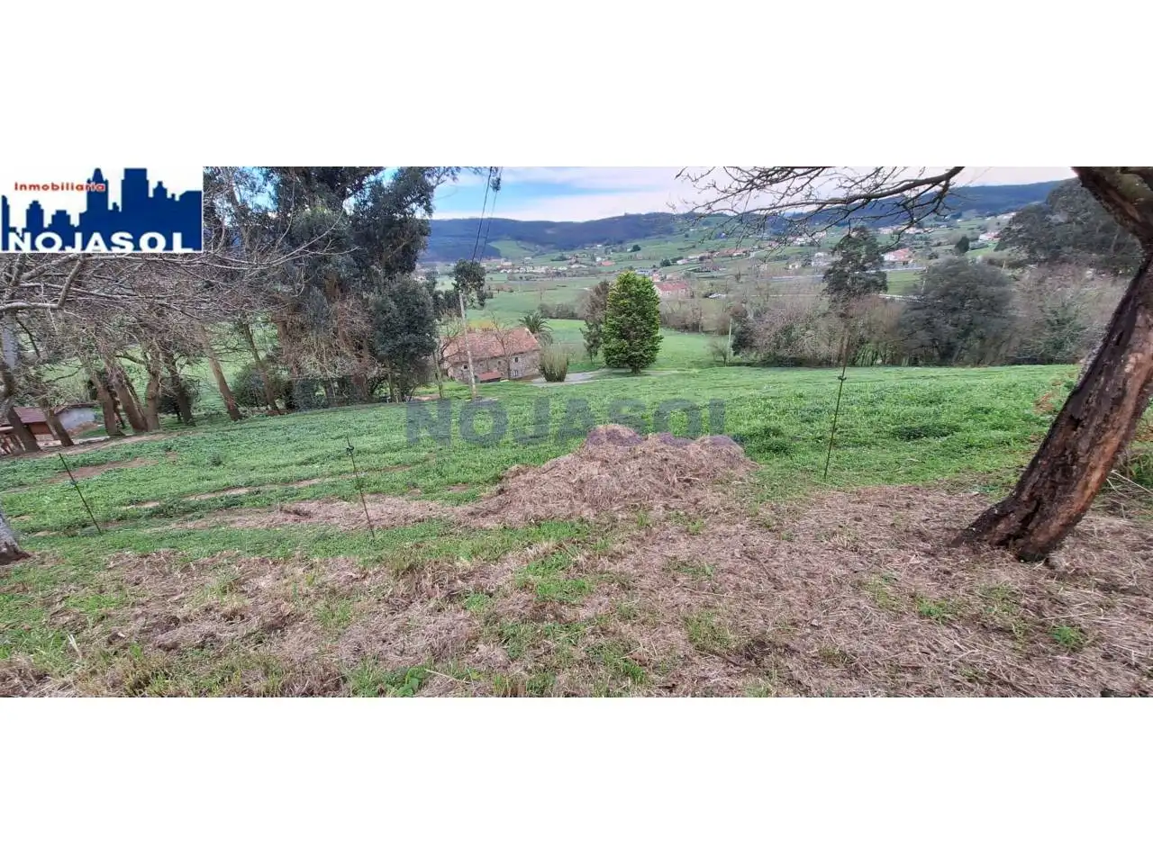 Houses for sale in Bareyo  with Private garden and Furnished