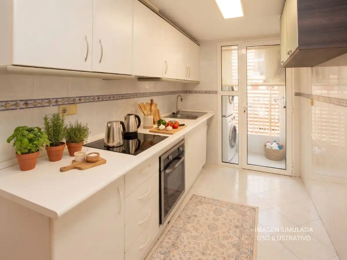 Flat with pool for sale in Calle Médico Vicente Reyes, imagen 13