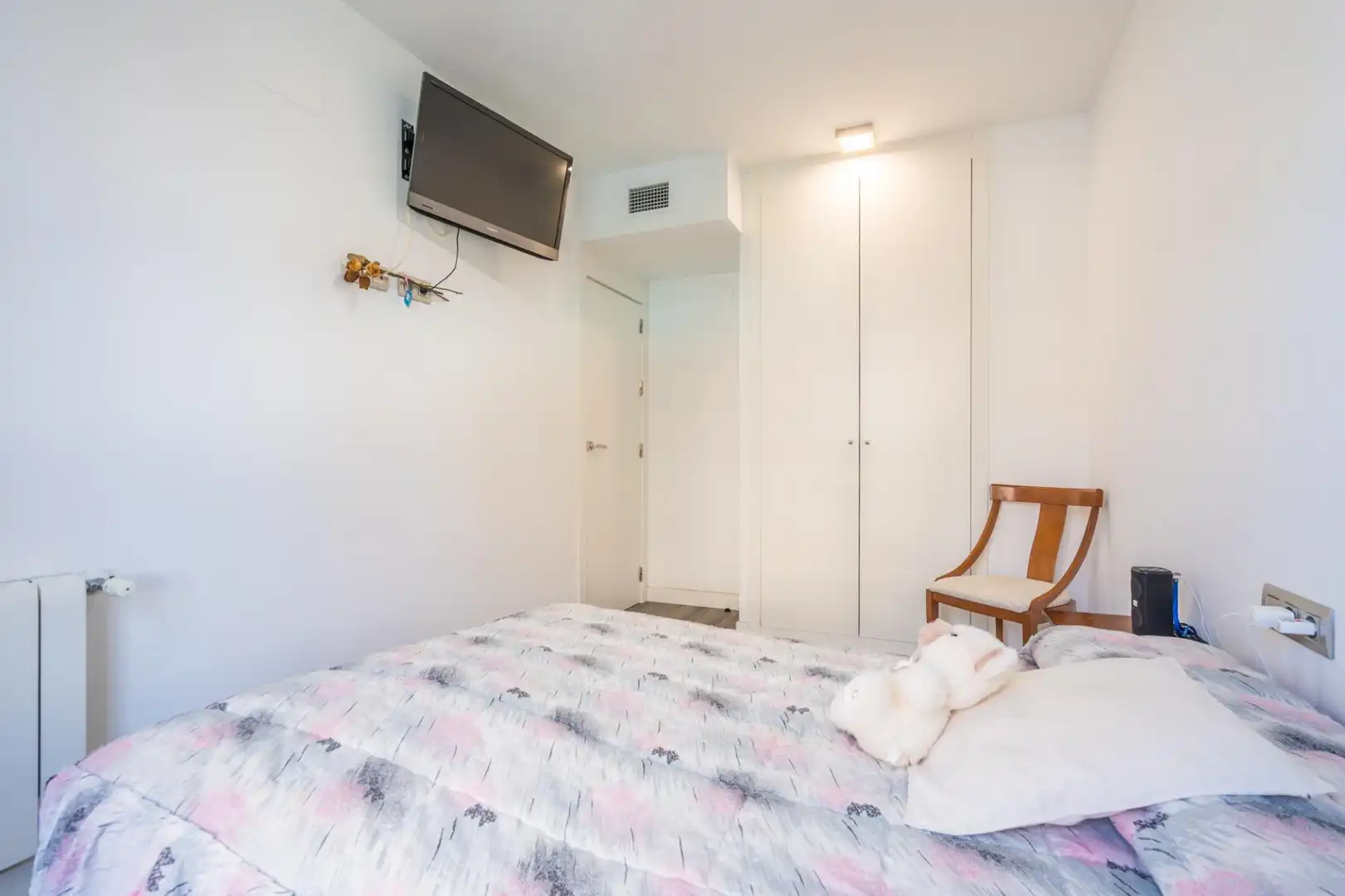 Habitación de Piso en venta en Valencia con Aire acondicionado, Calefacción y Jardín privado
