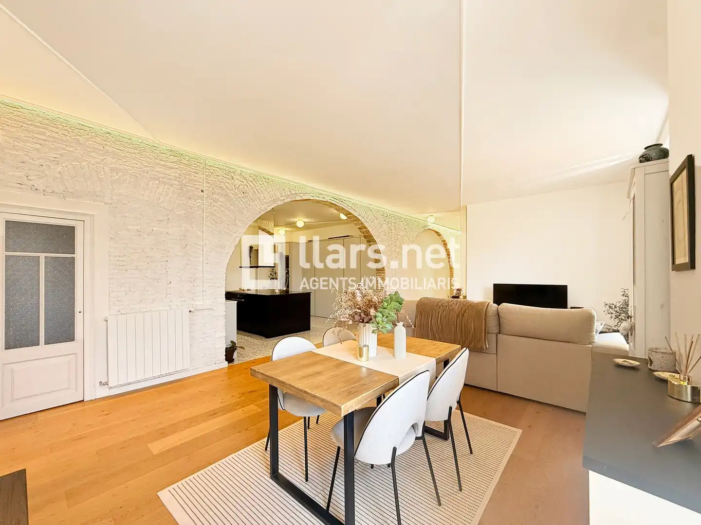 Piso en venta en Vilanova i la Geltrú con Calefacción y Balcón