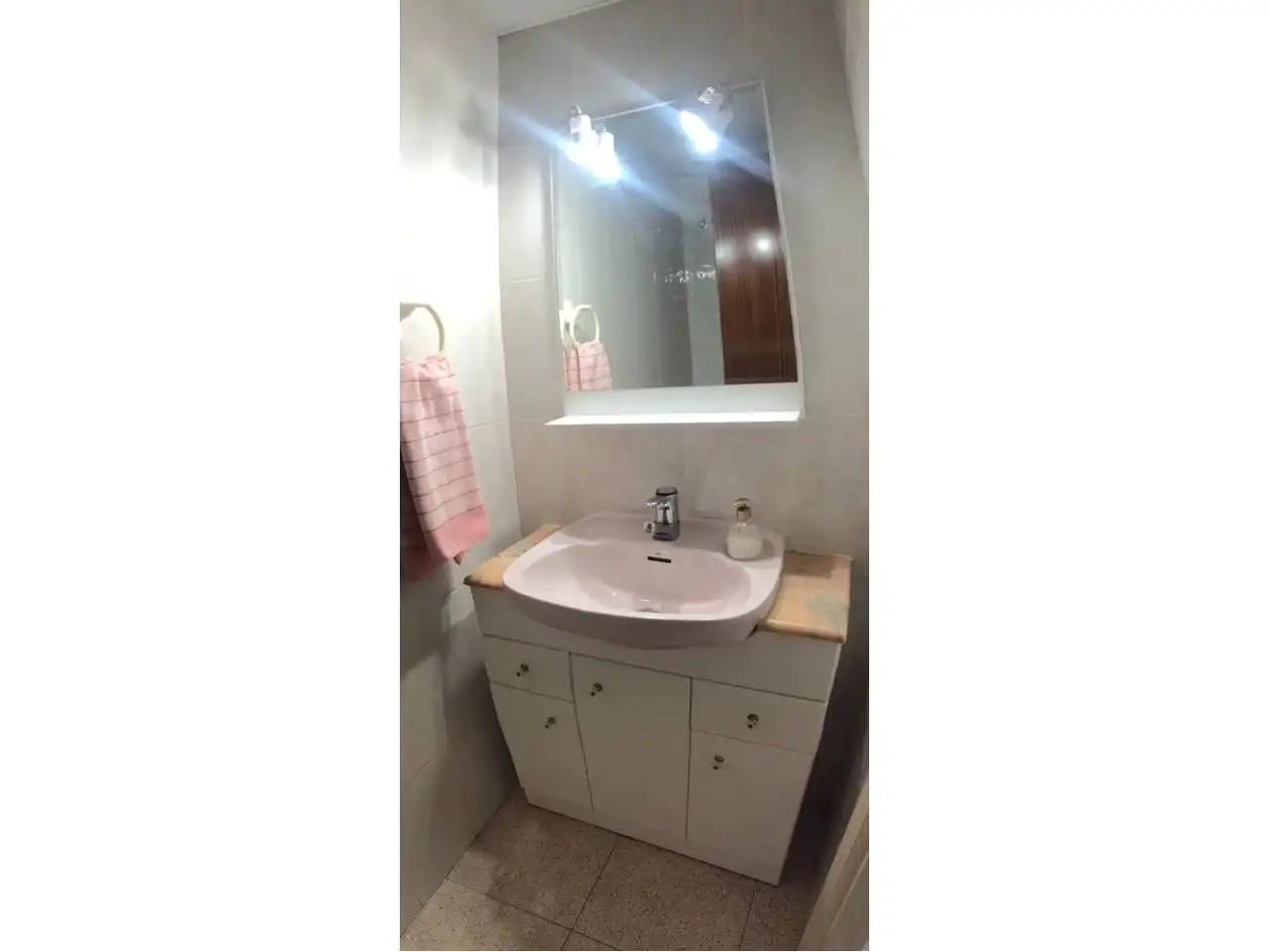 Badezimmer von Einfamilien-Reihenhaus zum Verkauf in Terrassa mit Heizung, Terrasse und Schwimmbad