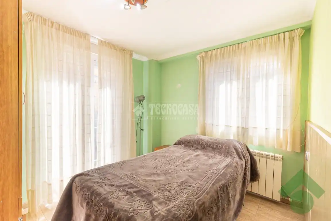 Casa adosada en venta en Barrio de Zaidín