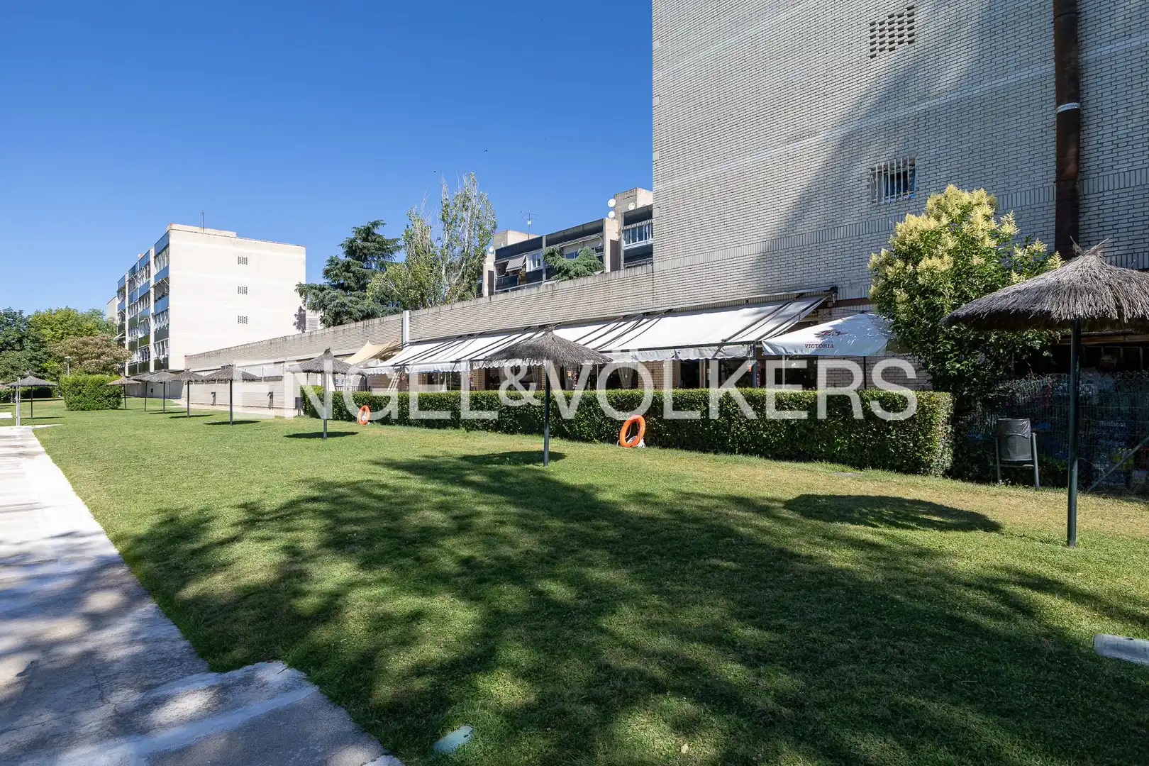 Vista exterior de Pis en venda en Majadahonda amb Aire condicionat, Calefacció i Terrassa