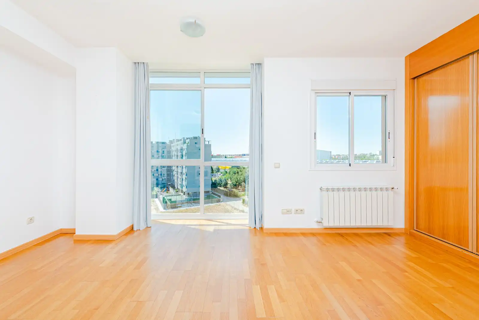 Sala d'estar de Estudi en venda en Madrid amb Terrassa i Traster