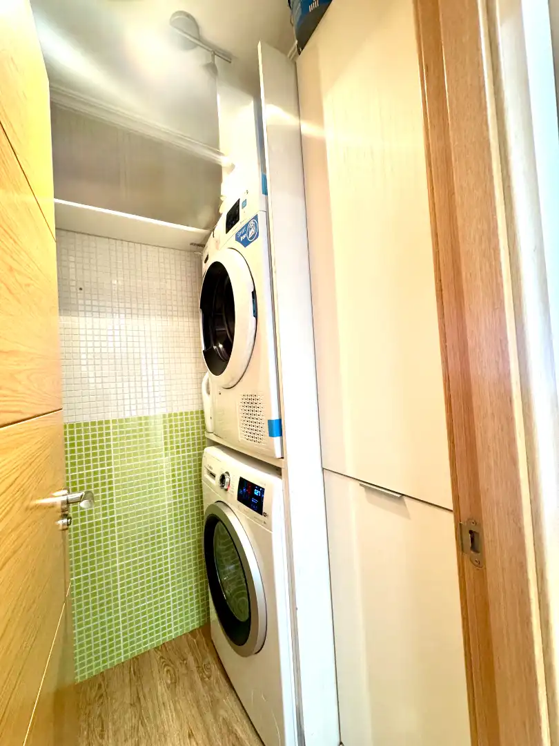 Vista exterior de Piso en venta en Gijón  con Calefacción, Parquet y Horno