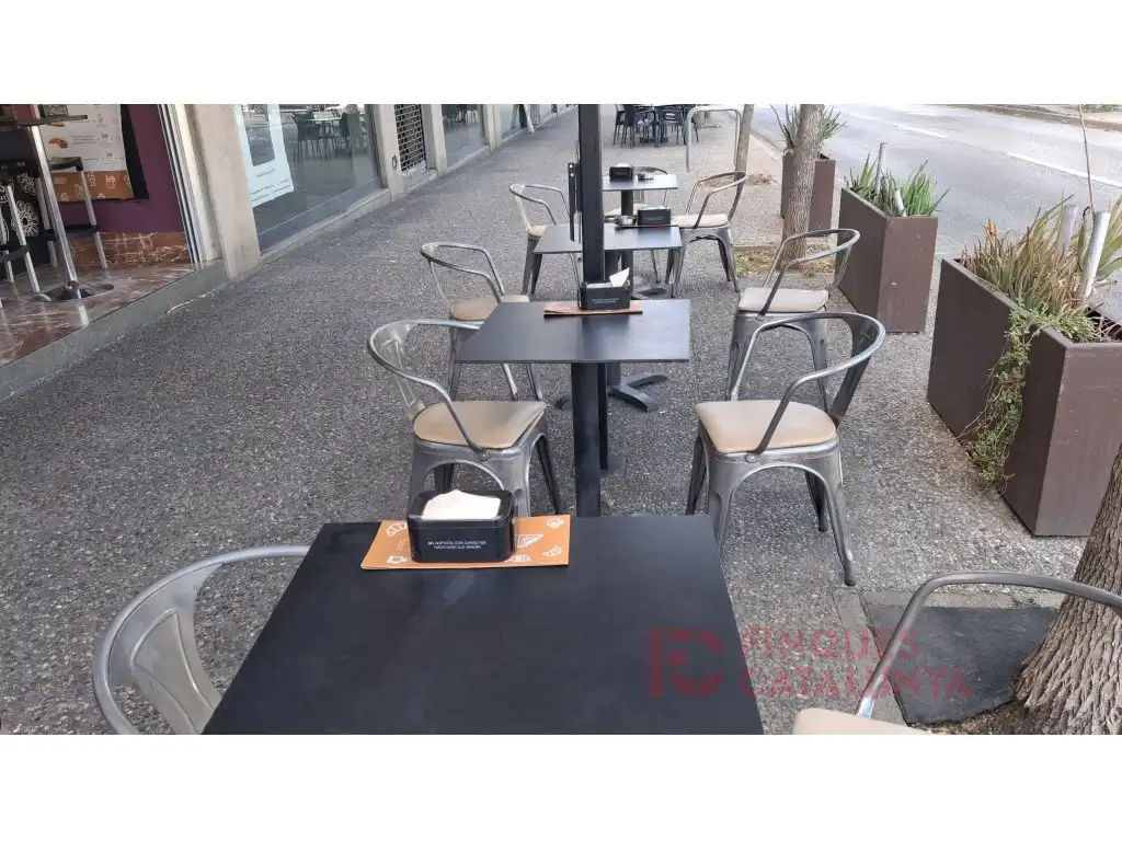 Terrace of Commercial properties for rent in Girona