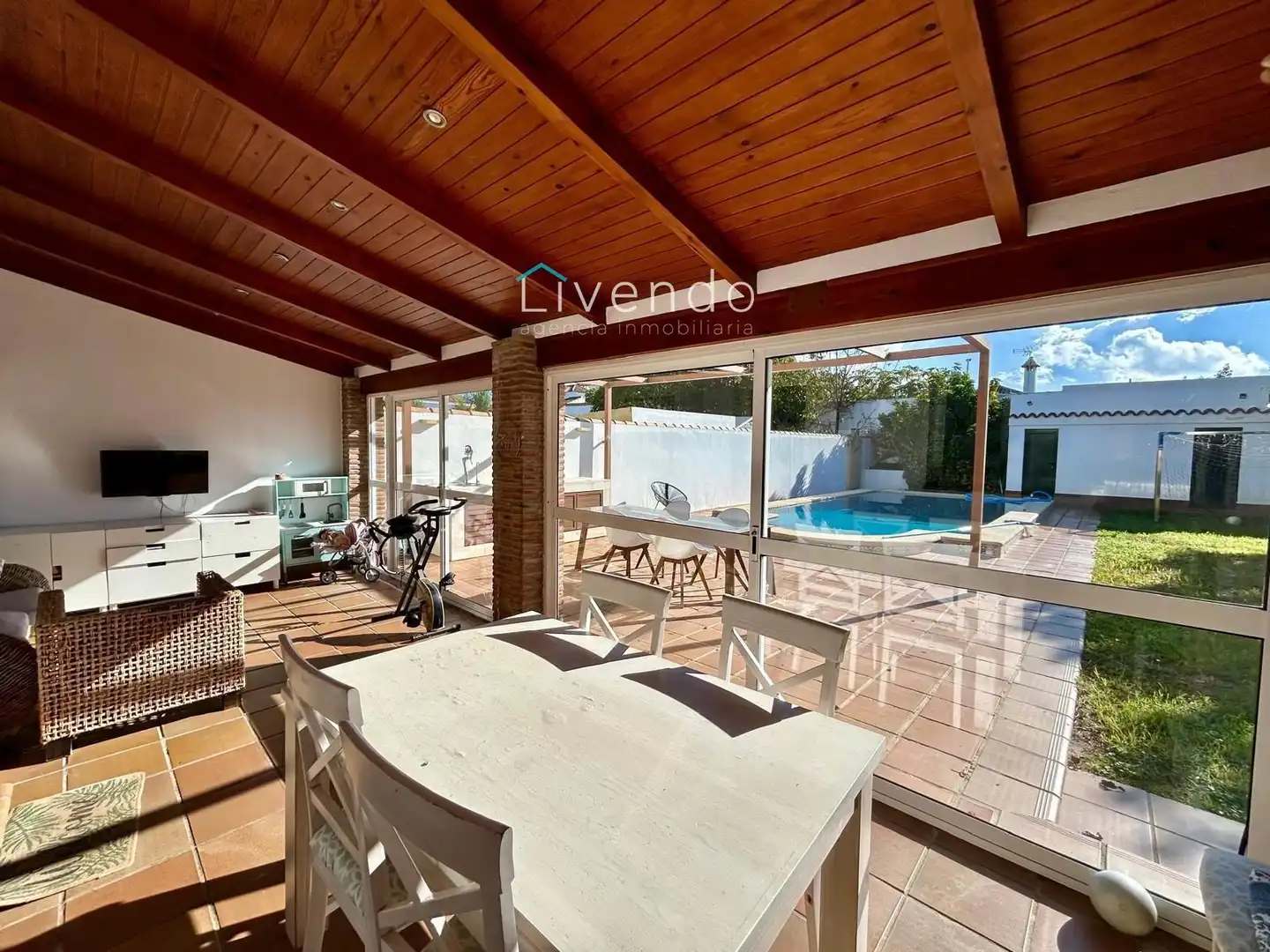 Terrassa de Casa o xalet en venda en Chiclana de la Frontera amb Piscina