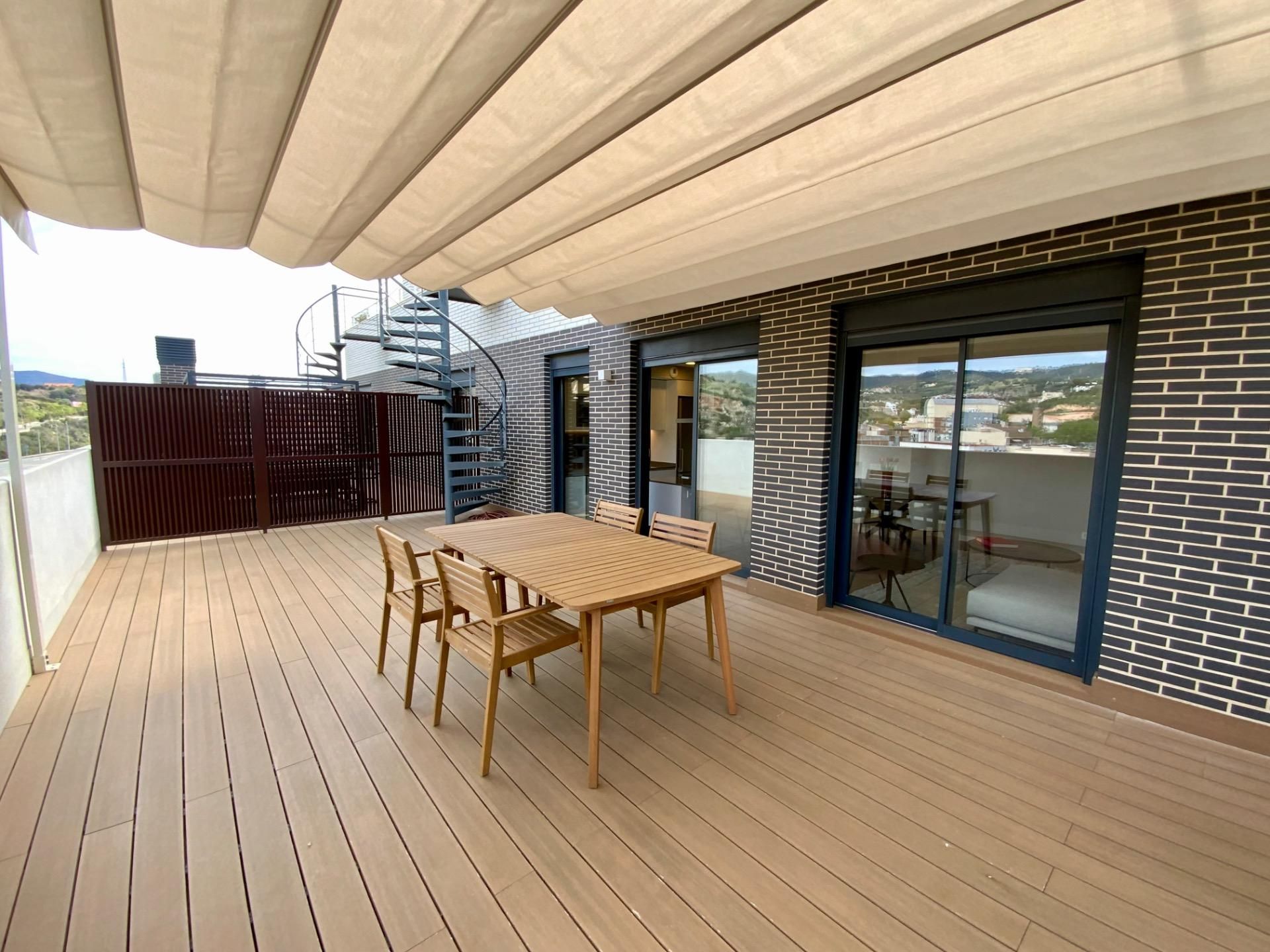 Terrassa de Àtic en venda en Montgat amb Aire condicionat, Terrassa i Piscina comunitària
