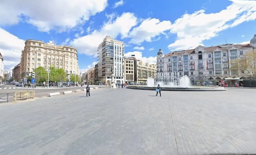 Vista exterior de Pis en venda en Valladolid amb Calefacció i Traster