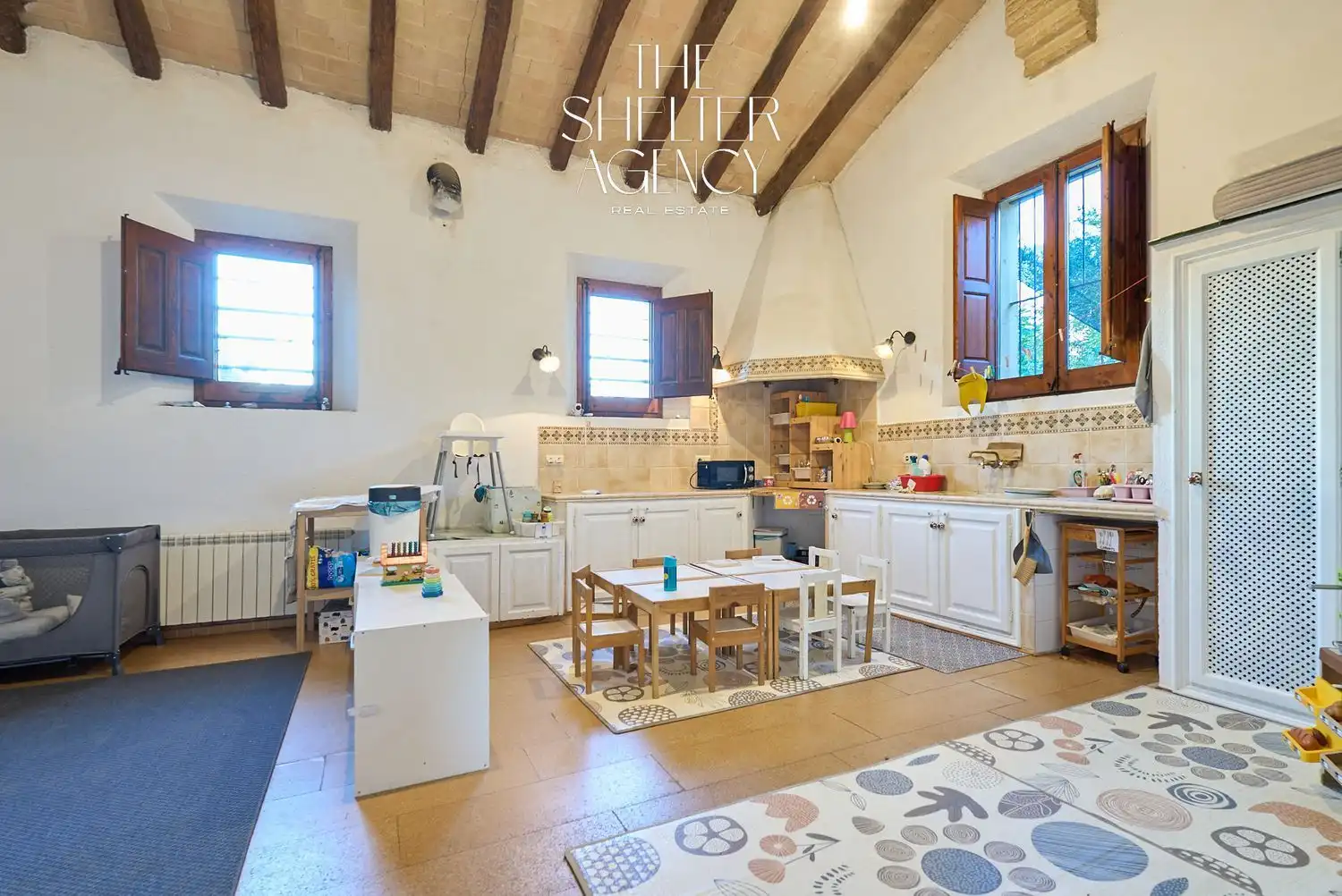 Cocina de Finca rústica en venta en Sant Pere de Ribes con Aire acondicionado, Jardín privado y Piscina comunitaria