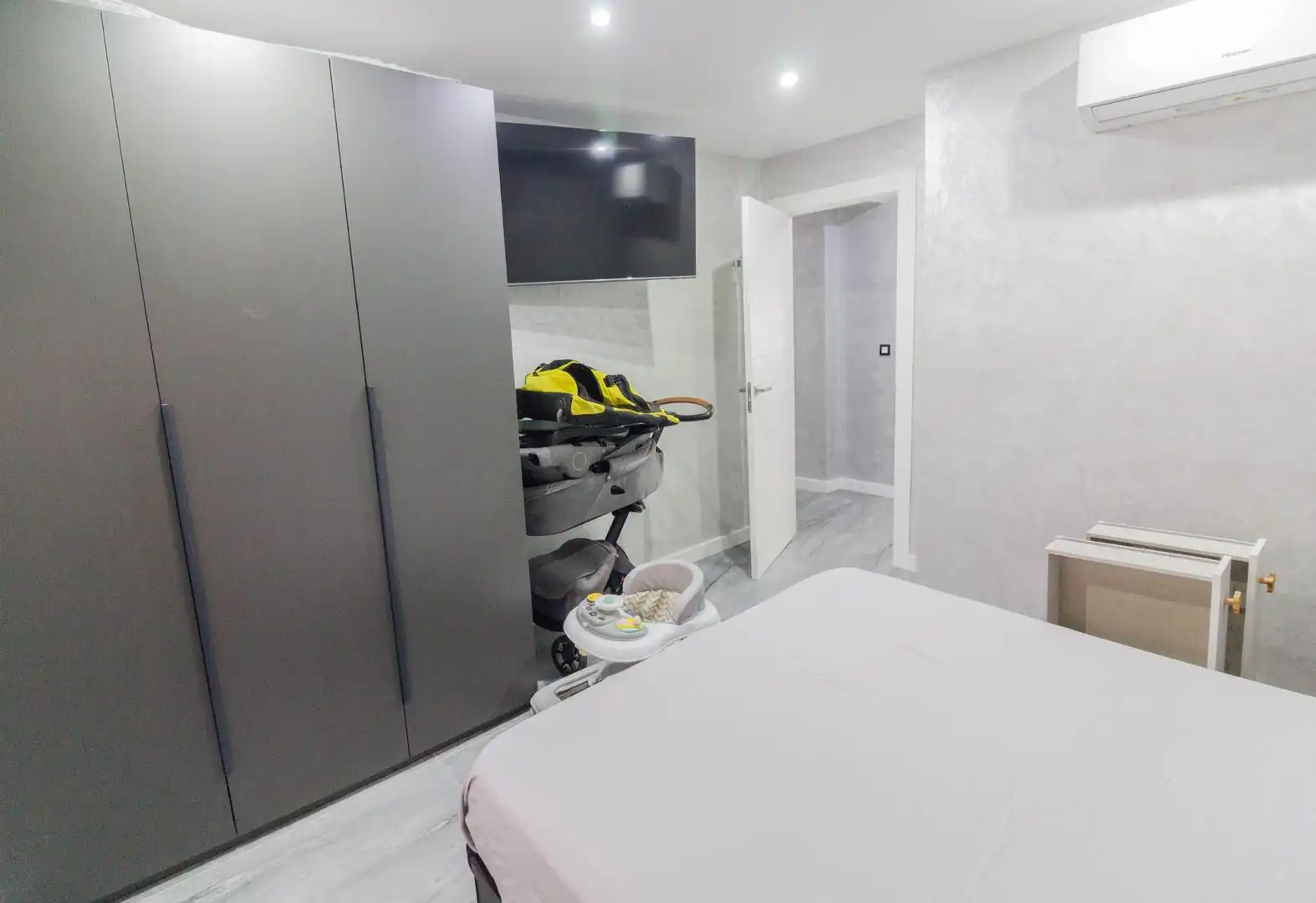 Bedroom of Flat for rent in Orihuela  with Air Conditioner, Terrace and Balcony