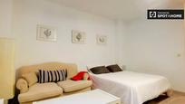 Bedroom of Flat to rent in  Madrid Capital  with Air Conditioner and Balcony