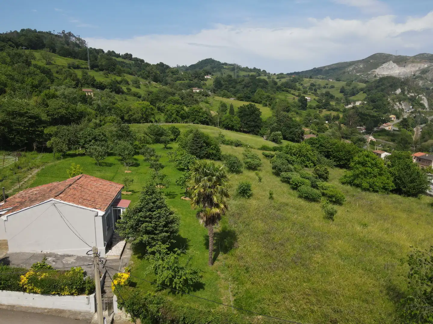 Casa o chalet en venta en Oviedo  con Calefacción y Jardín privado
