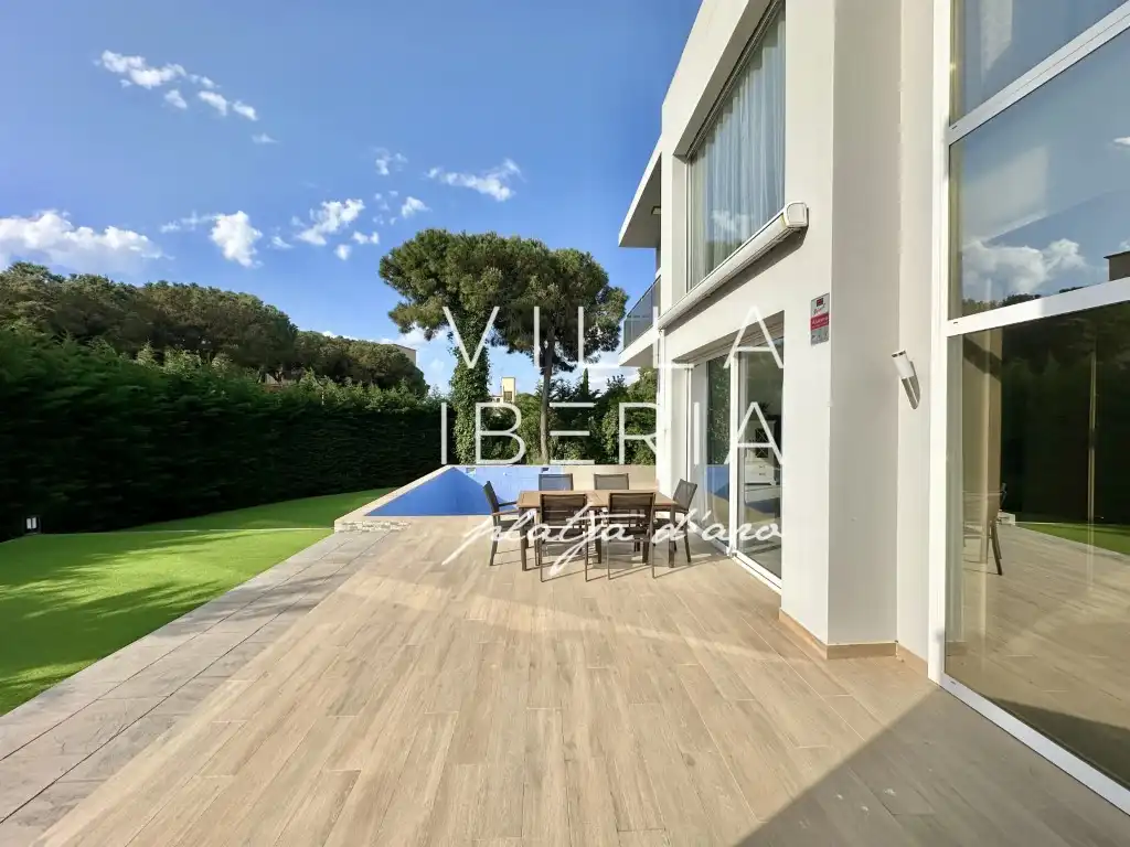 Maison avec piscine à vendre à Calle Puigmal 1, imagen 3