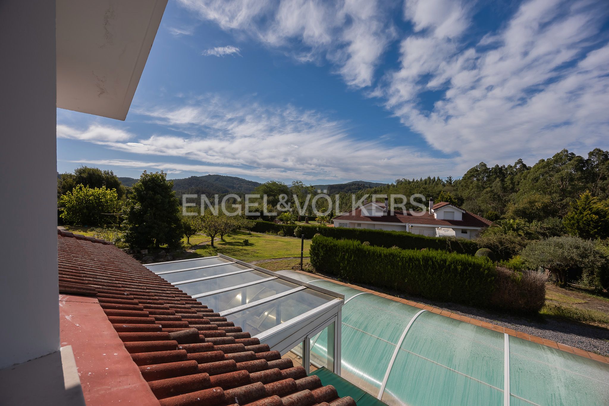 Vista exterior de Casa adosada en venda en Larrabetzu amb Aire condicionat, Calefacció i Jardí privat