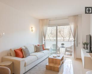Living room of Flat to rent in  Barcelona Capital  with Air Conditioner, Heating and Furnished
