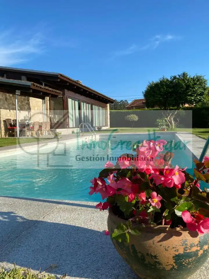 Piscina de Finca rústica en venda en Tomiño amb Calefacció, Jardí privat i Terrassa