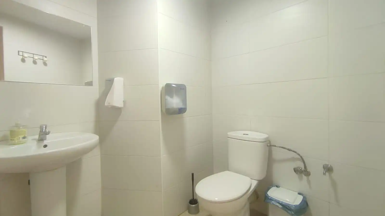 Baño de Local de alquiler en Murcia