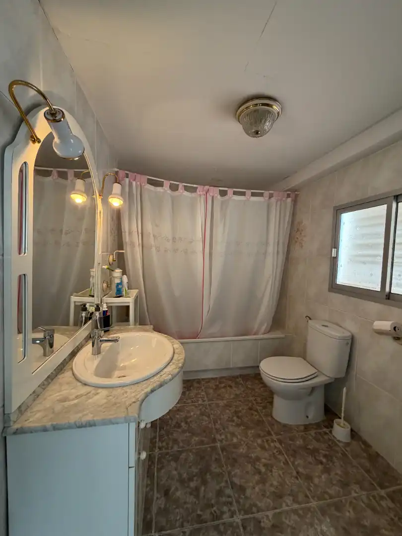 Baño de Casa o chalet en venta en Úbeda con Terraza y Balcón