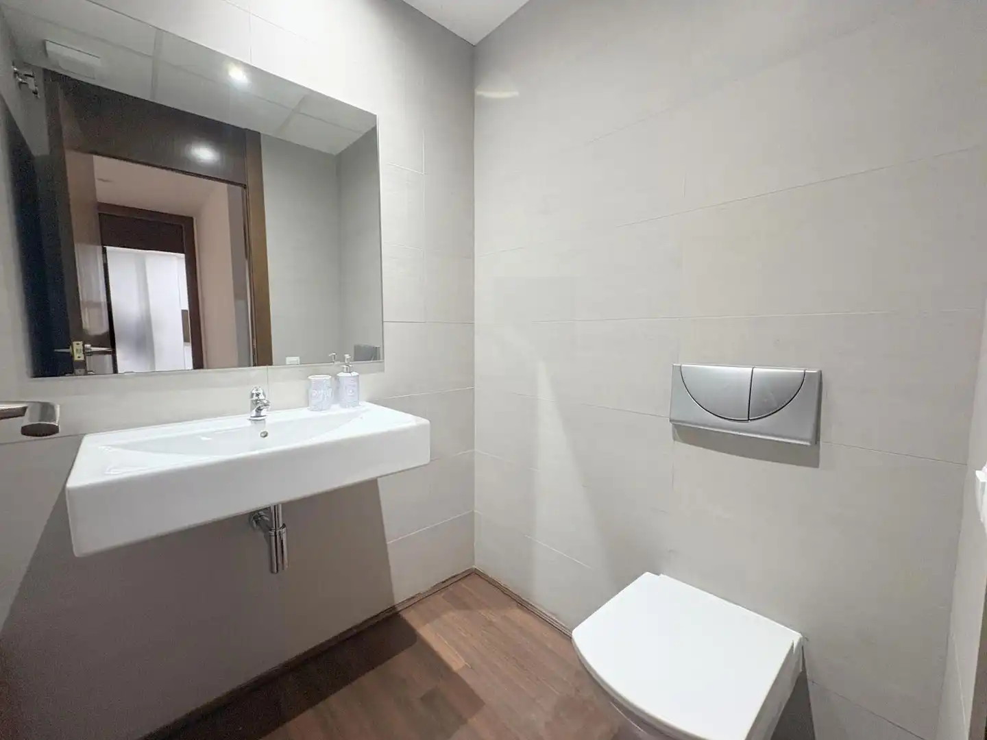 Badezimmer von Wohnung zur Miete in Torrent mit Klimaanlage, Heizung und Privatgarten