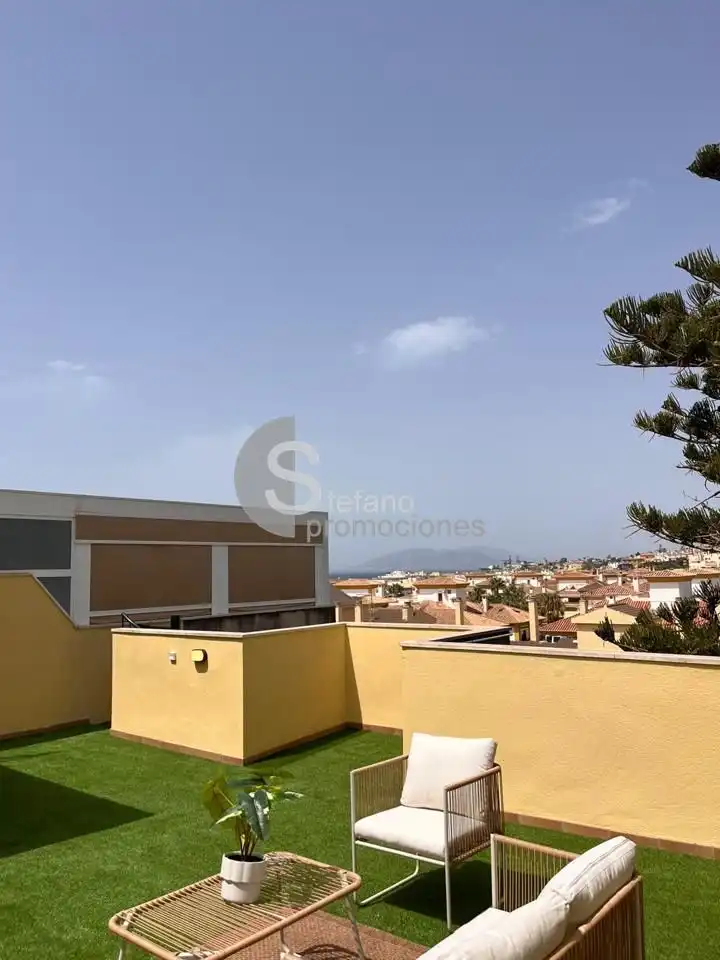 Àtic amb piscina en venda a Camino Viejo de Vélez, imagen 8