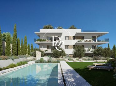 Neubau-Penthouse mit Balkon zum Verkauf in Vallpineda - Santa Bárbara