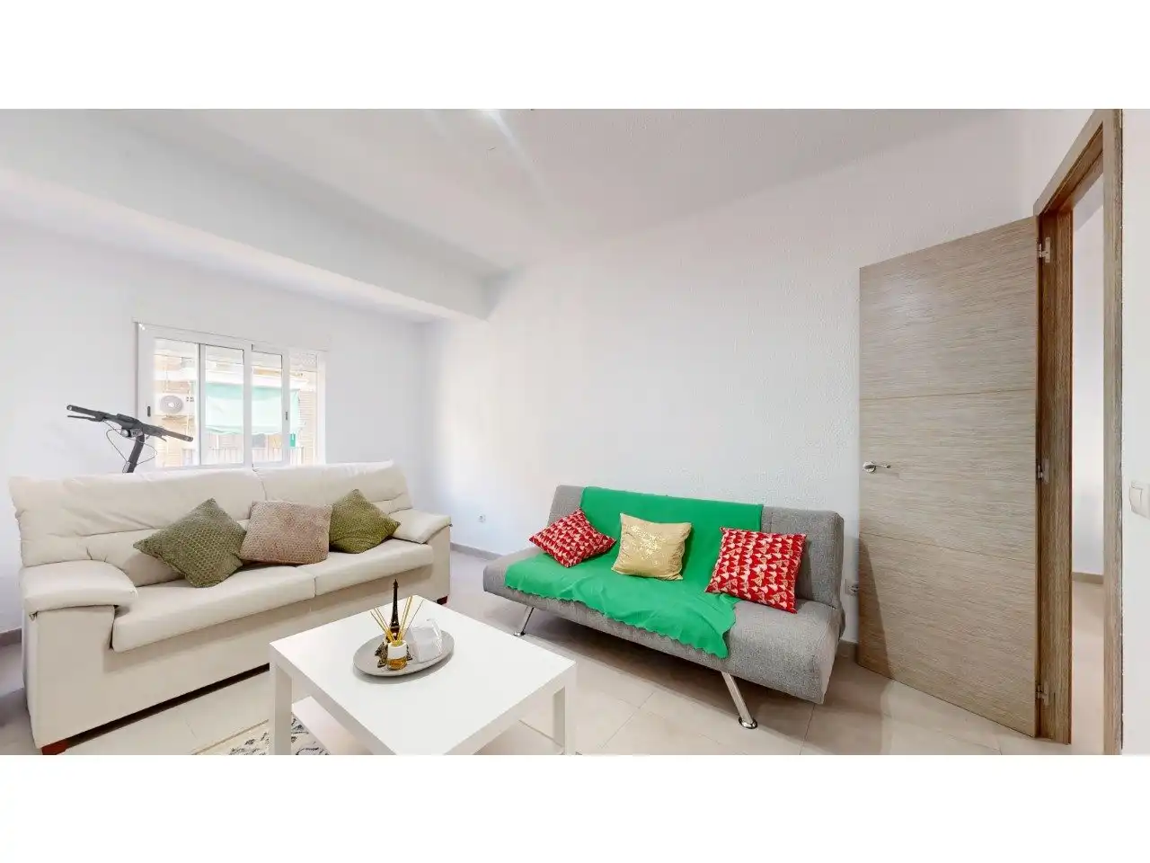 Wohnzimmer von Wohnung zum Verkauf in Torrent mit Privatgarten und Terrasse
