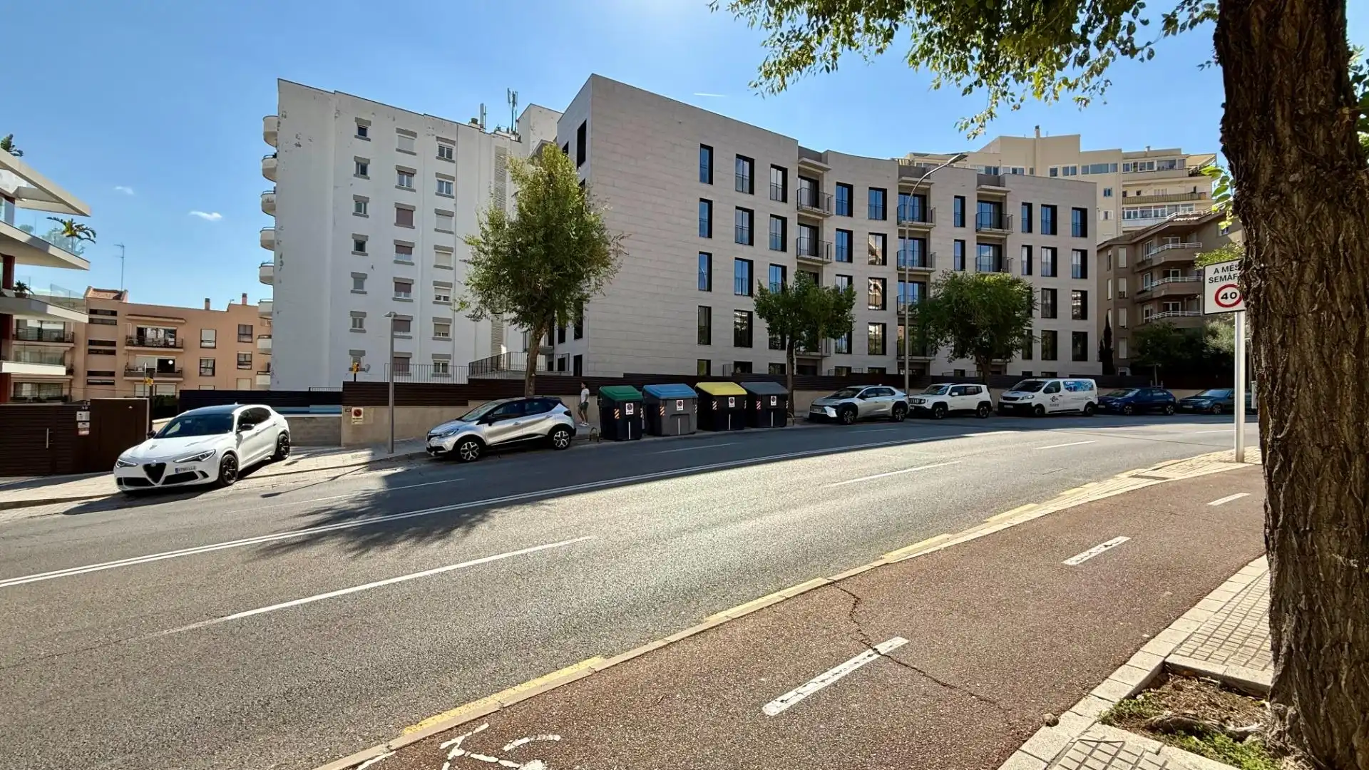 Außenansicht von Erdgeschoss zur Miete in  Palma de Mallorca mit Klimaanlage, Parkett und Terrasse