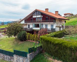 Vista exterior de Casa o xalet en venda en Artzentales amb Terrassa