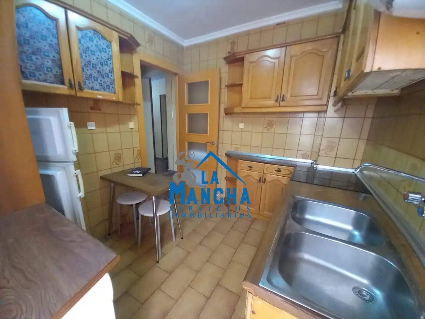 Kitchen of Flat for sale in Albacete  with Storage room and Balcony