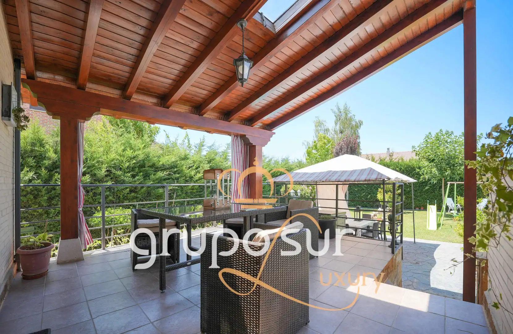 Terraza de Casa o chalet en venta en Aldeamayor de San Martín con Calefacción, Jardín privado y Terraza