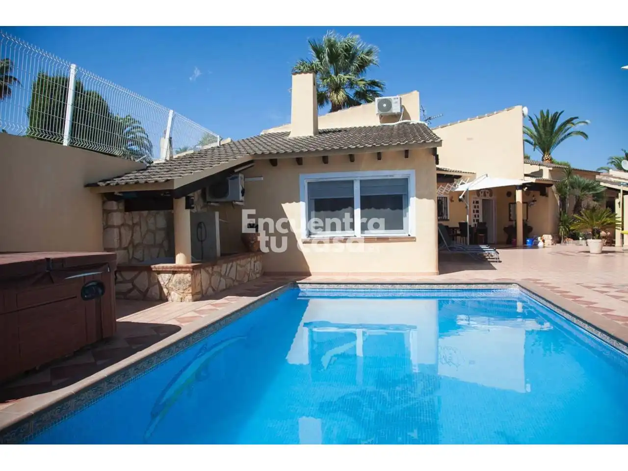 Exterior view of Houses for rent in La Nucia  with Air Conditioner, Heating and Private garden