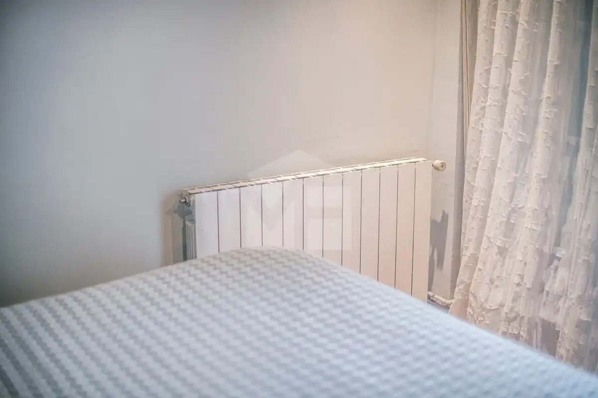 Bedroom of Flat for sale in Barcelona  with Air Conditioner and Heating