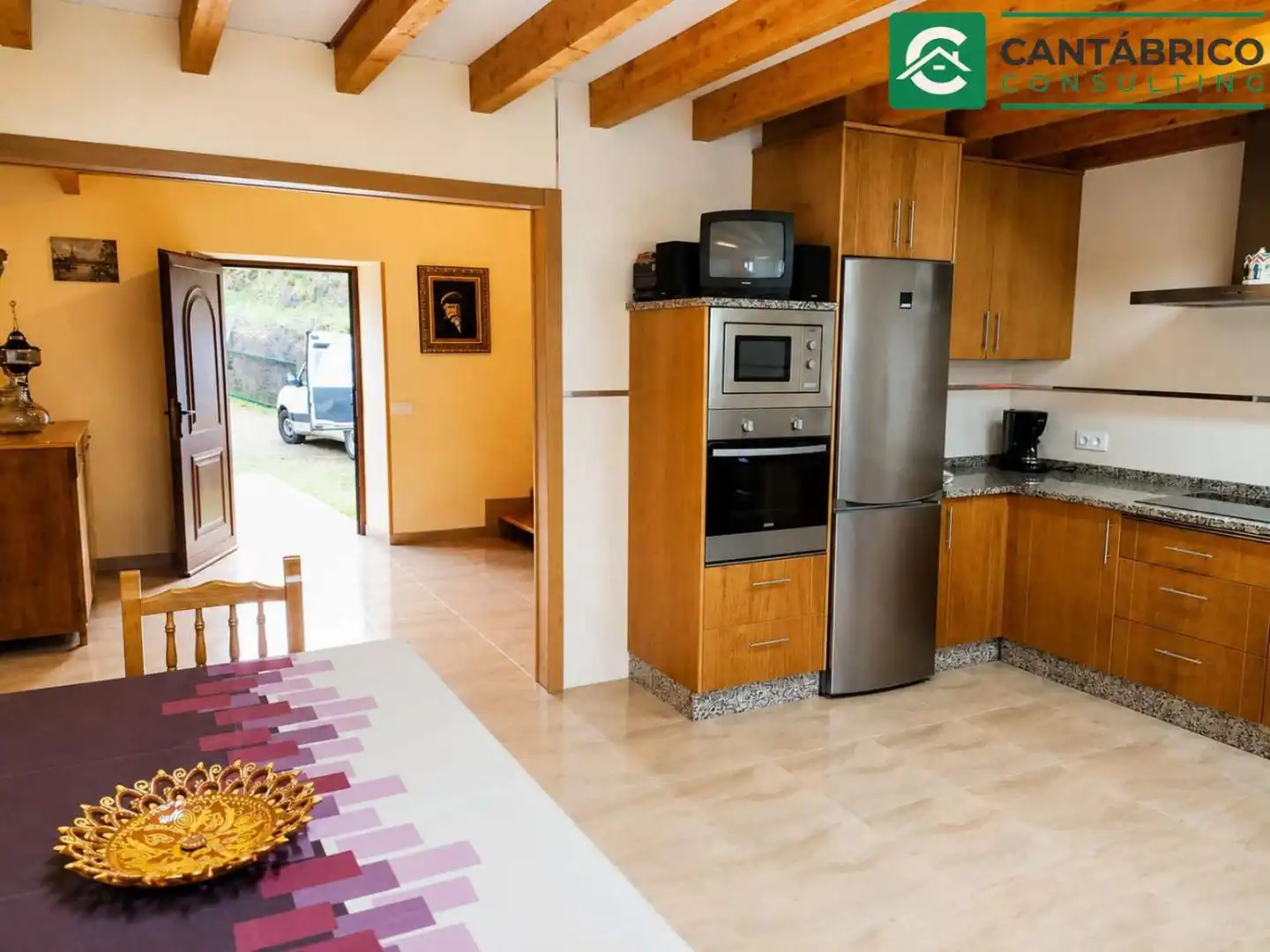 Küche von Haus oder Chalet zum Verkauf in Navia mit Heizung, Terrasse und Möbliert