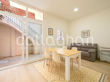 Bajo en venta en Calle MAESTRO FERNANDO MARTIN