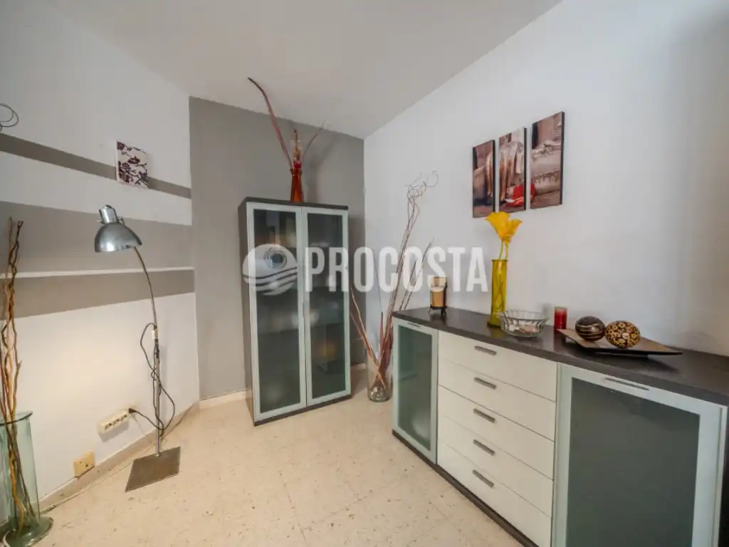 Piso en venta en Calle Dr Alvarez, Almuñecar Centro