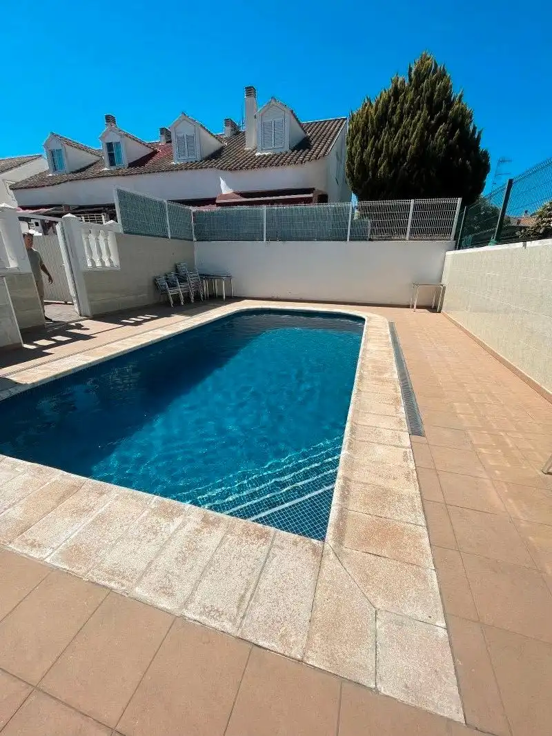 Piscina de Casa o xalet en venda en Gandia amb Aire condicionat, Jardí privat i Terrassa