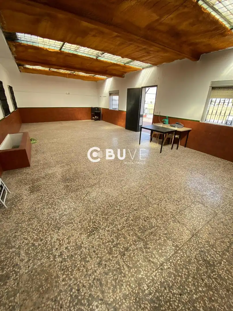 Casa o xalet en venda en Alcalá de Guadaira amb Aire condicionat, Traster i Moblat
