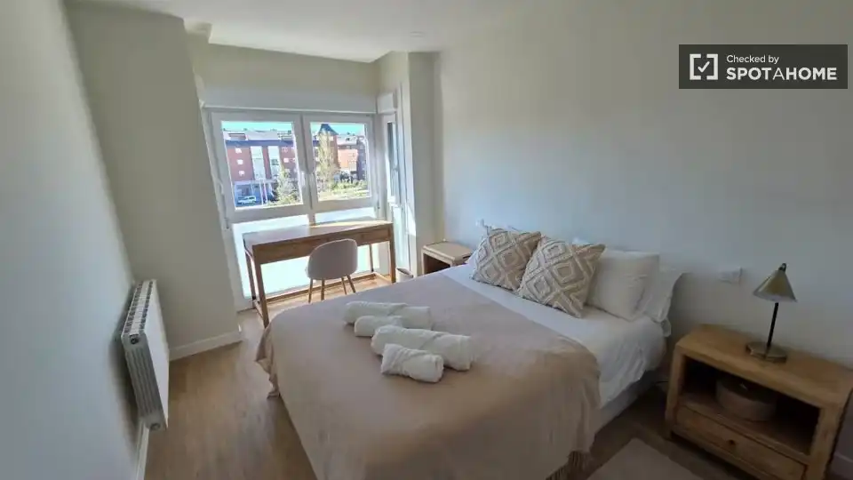 Schlafzimmer von Wohnung zur Miete in Parque Empresarial